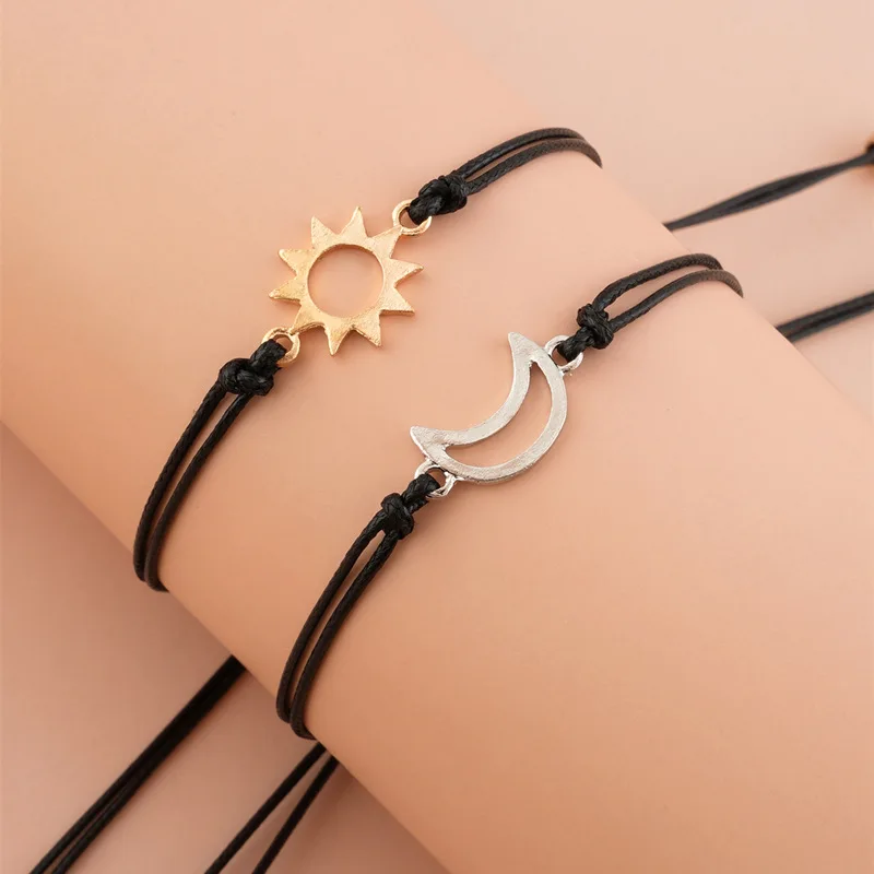 Simple Sun and Moon Alloy Wax  - Memory Wire Bracelet 评论和价格