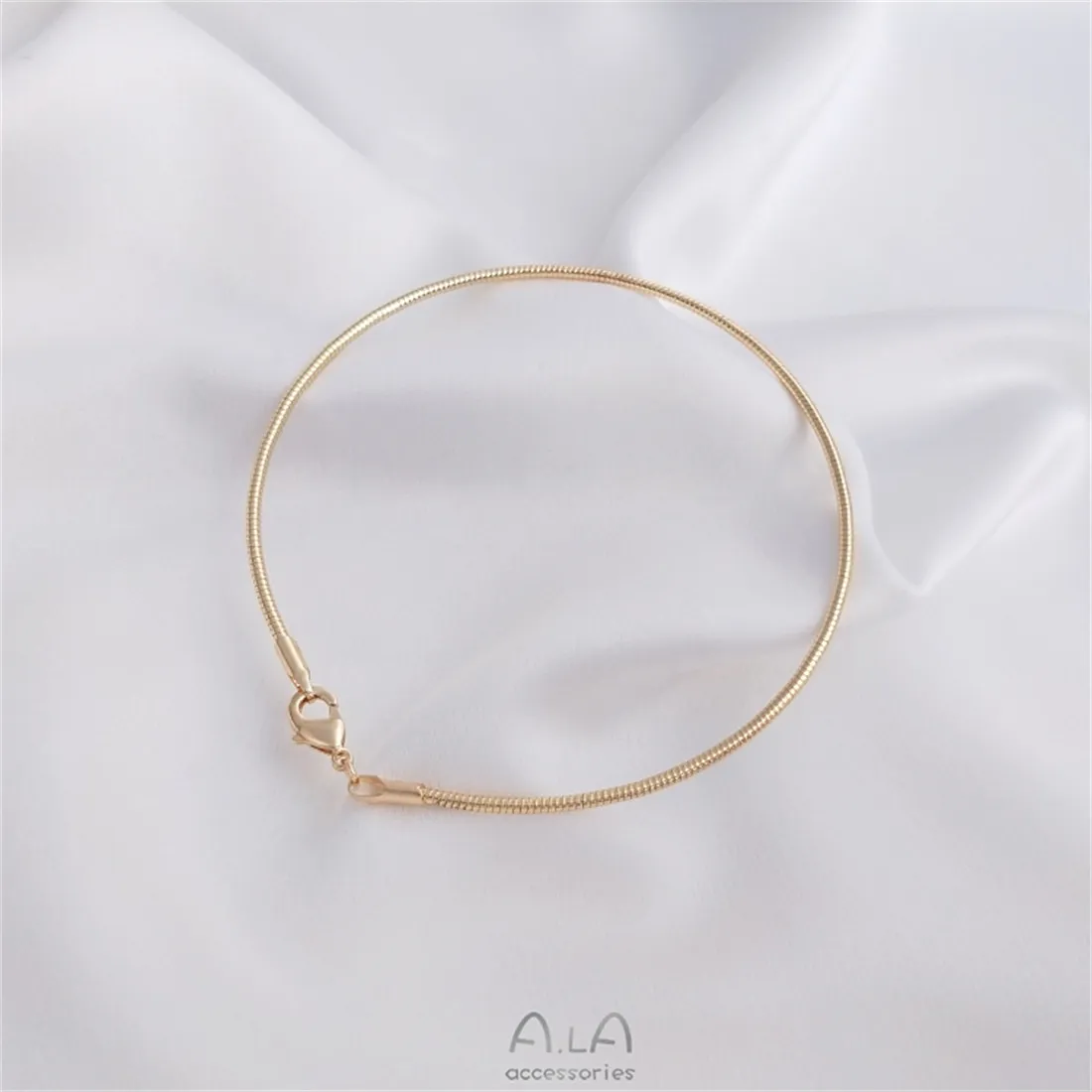 14K Gold-Color Memory Rebound  - Memory Wire Bracelet 评论和价格